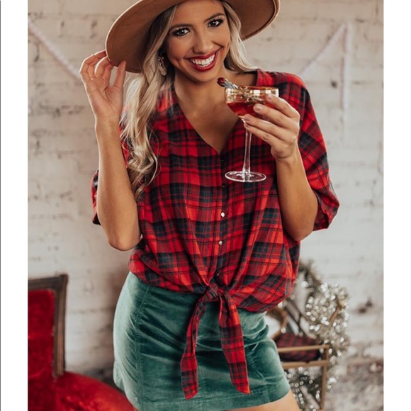 ๐ HP 11/29! ๐ Impressions Plaid Tie Shift Top - Picture 2 of 7